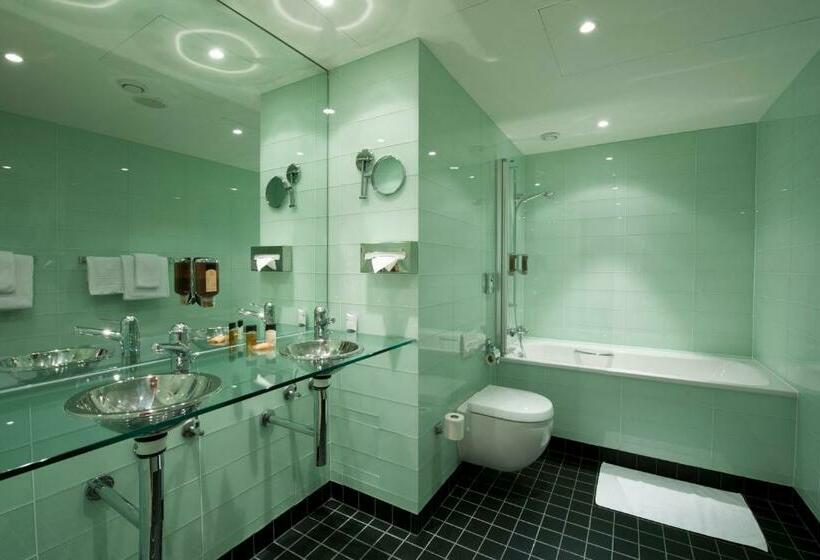 سوئیت با تخت بزرگ, Ramada Encore By Wyndham Geneva