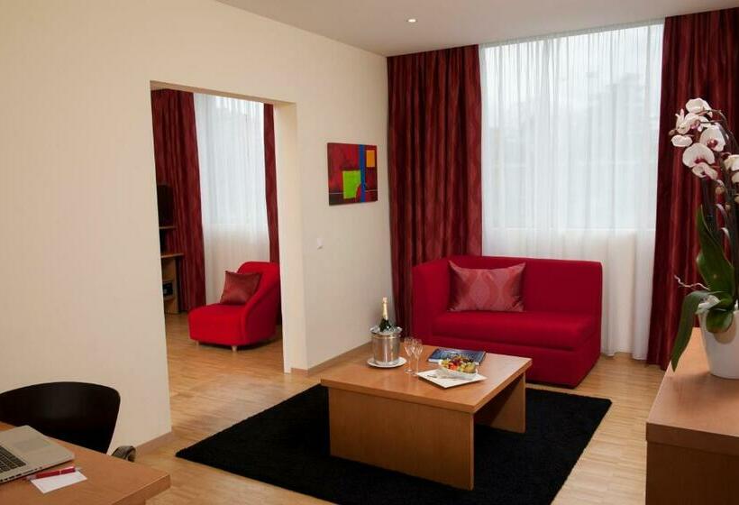 سوئیت با تخت بزرگ, Ramada Encore By Wyndham Geneva