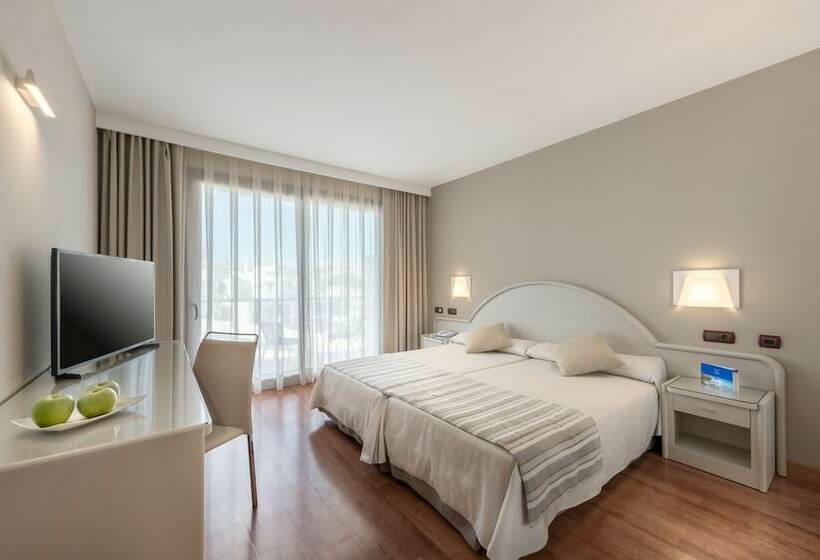 Трехместный Номер Премиум, Gran Hotel Costa del Sol