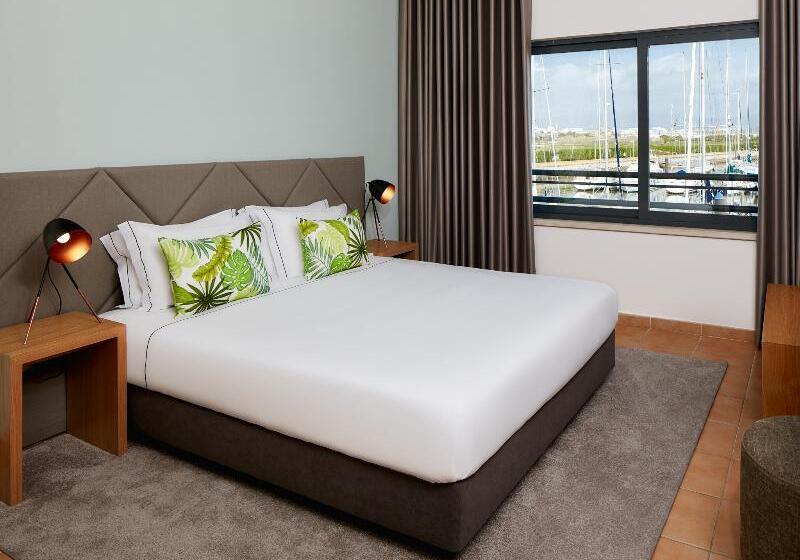 Apartamento 1 Dormitorio con Terraza, NH Marina Portimao Resort