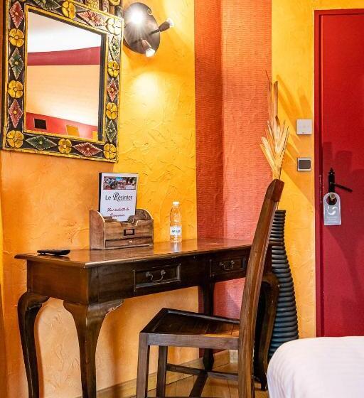 Номер Стандарт Индивидуальный, Hôtel Restaurant Le Résinier