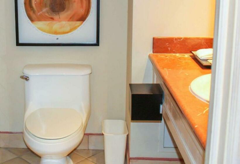 Номер Стандарт 2 Двуспальные Кровати, Four Points San Jose Costa Rica