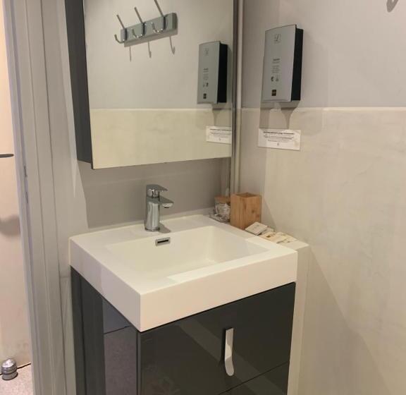 Номер Стандарт, Auberge Du Cheval Blanc