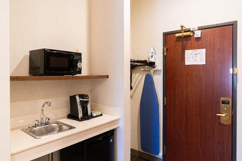 디럭스 룸, Holiday Inn Express Davis University Area, An Ihg