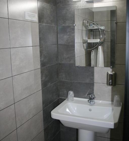Трехместный Номер Комфорт, Hôtel Les Persèdes