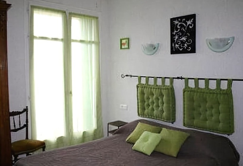 Номер Стандарт, Auberge Du Chateau