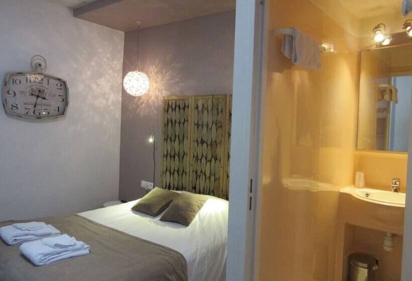 Номер Стандарт, Logis Hôtel Des Causses