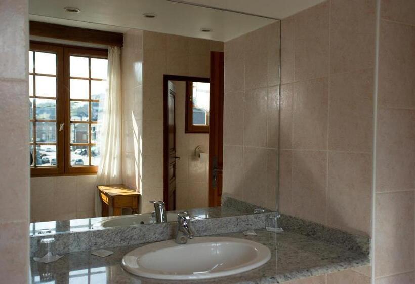 Номер Стандарт, Auberge de l'Abbaye