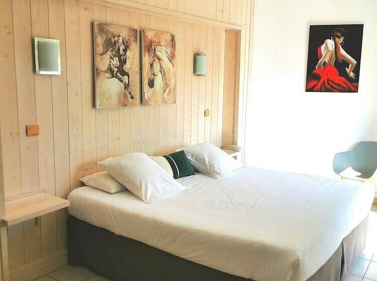 Семейный Номер, L Auberge Camarguaise