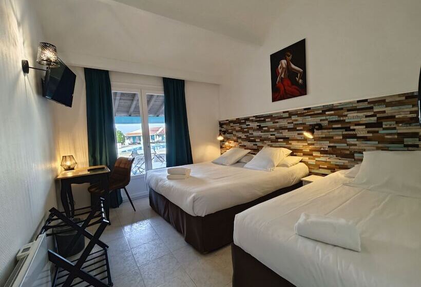 Номер Стандарт Трехместный, L Auberge Camarguaise