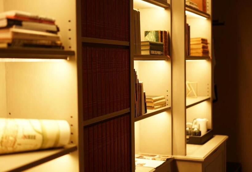 Номер Deluxe Кровать Кинг, L Americano Luxury Rooms