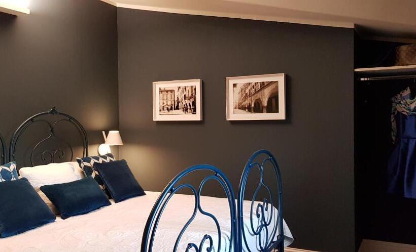 Номер Deluxe с Гидромассажем, L Americano Luxury Rooms