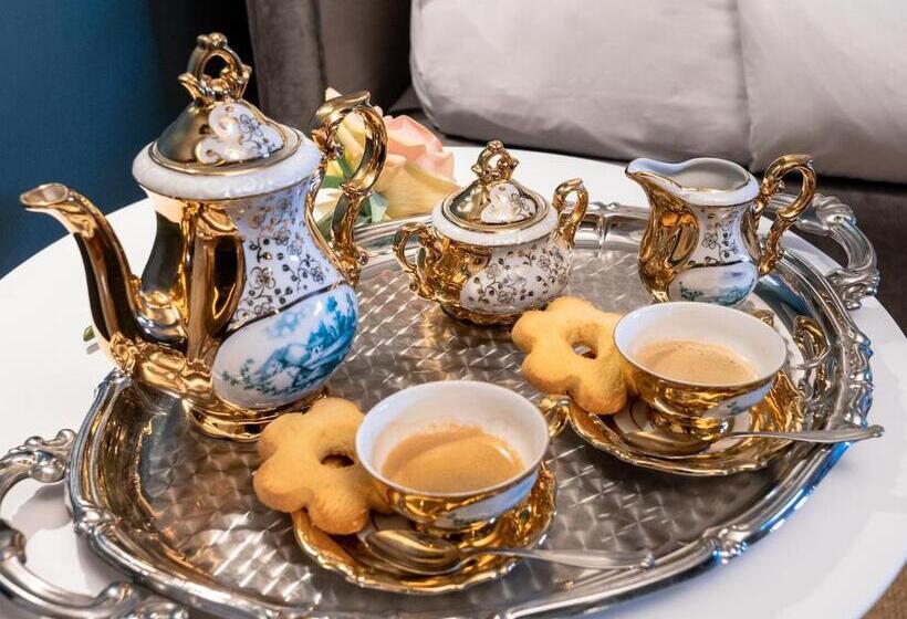 Номер Deluxe Кровать Кинг, L Americano Luxury Rooms