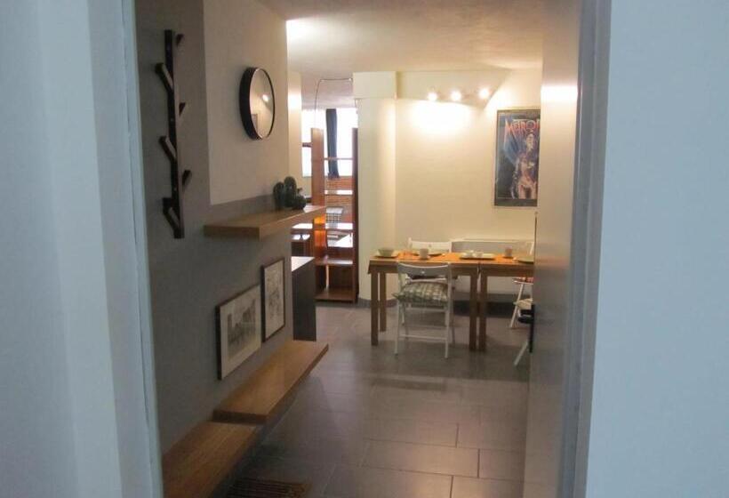 استودیو خانوادگی, B&b Vignalunga