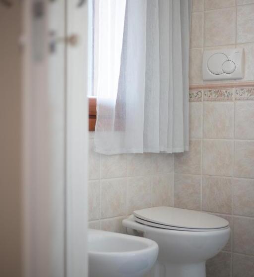 اتاق استاندارد با چشم‌انداز دریا, B & B La Terrazza Sul Mare