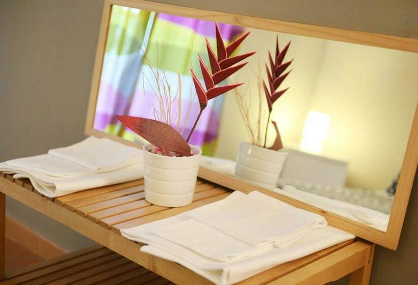 اتاق استاندارد با بالکن, Bed And Breakfast Charming House