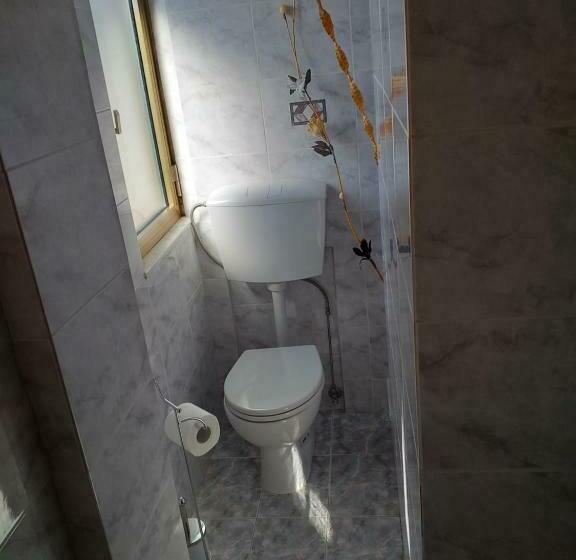 Classic room with balcony, Guest House Edera