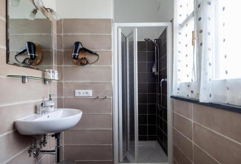 Стандартный Номер Кровать Кинг, Amandolevanto B&b