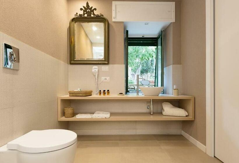 豪华房间, Palazzo Taranto Luxury Rooms