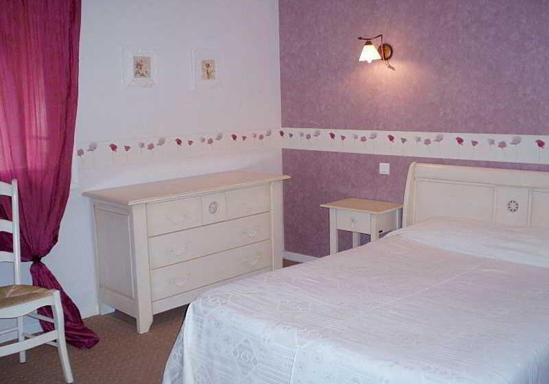 스탠다드 룸, Hôtel Restaurant Logis Hotellerie De Balajan