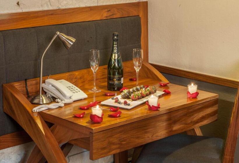 سوئیت با تخت بزرگ, Rodavento Boutique Hotel & Spa