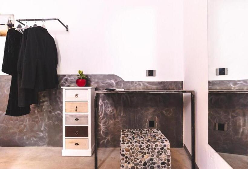اتاق استاندارد, A Casa B&b