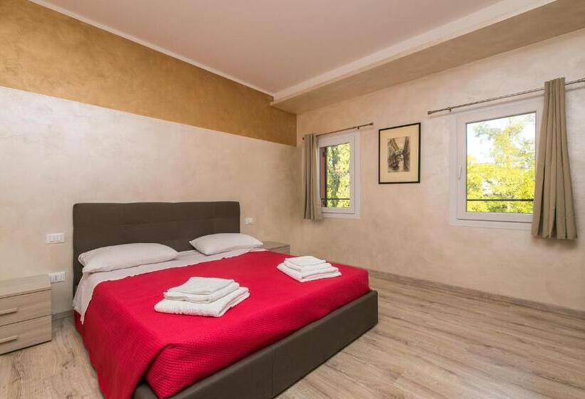 اتاق لوکس, Red Lion Guest House