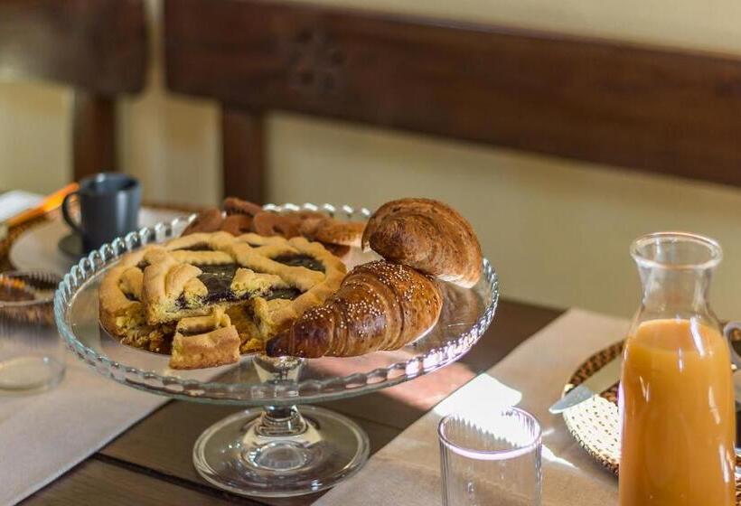 اتاق لوکس, B&b Chez Nous   Città Della Pieve