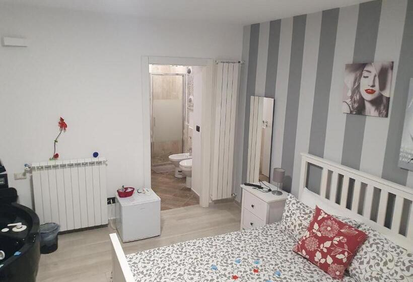 سوئیت جونیور با ماساژ آبی, Il Daviduccio Suite