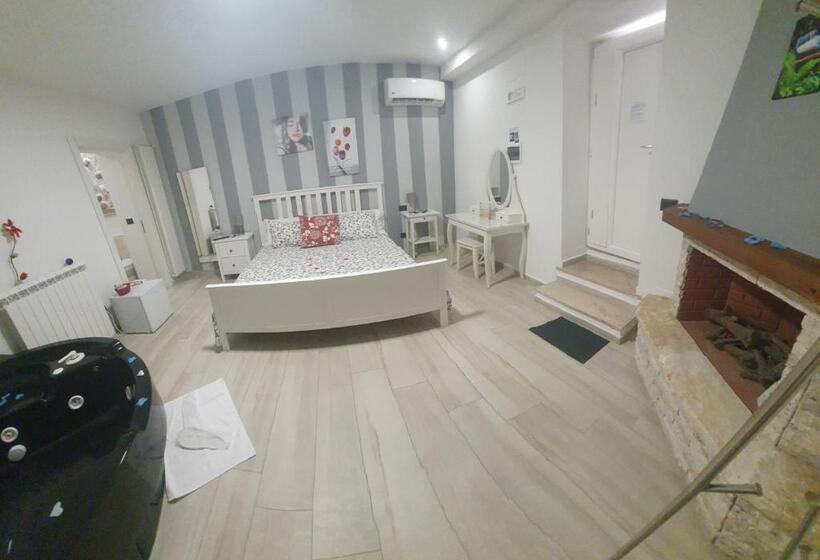 سوئیت جونیور با ماساژ آبی, Il Daviduccio Suite