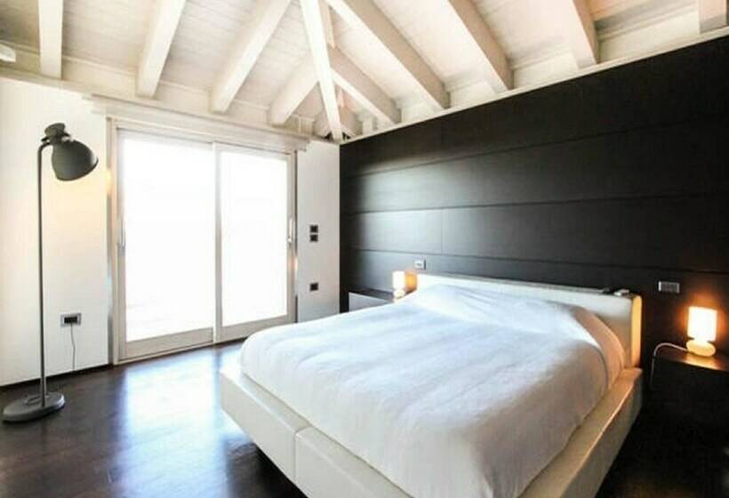 침실 3개 아파트, Skyloft Rooms
