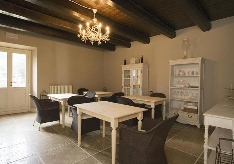اتاق سوپریور با تخت بزرگ, Country House Il Sassòne