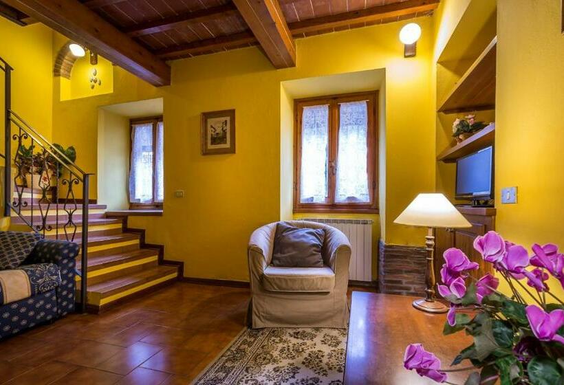 带2个卧室的高级公寓, Podere Casalino