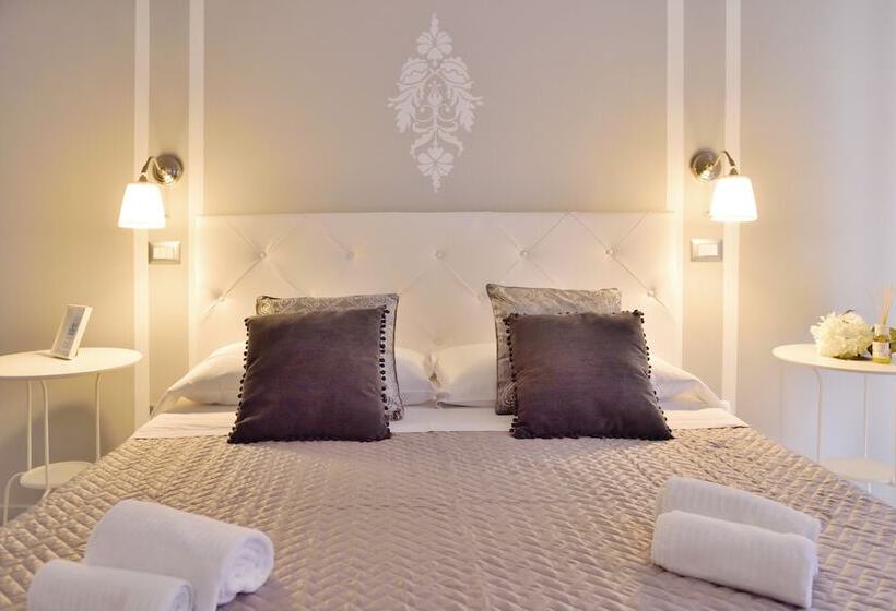 Номер Superior, Insula House