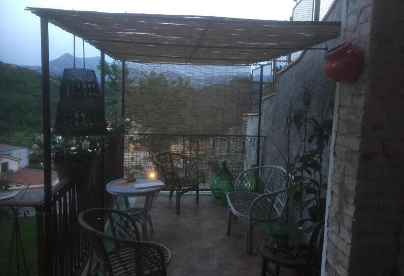 اتاق استاندارد چهار تخته, Villa Alemi