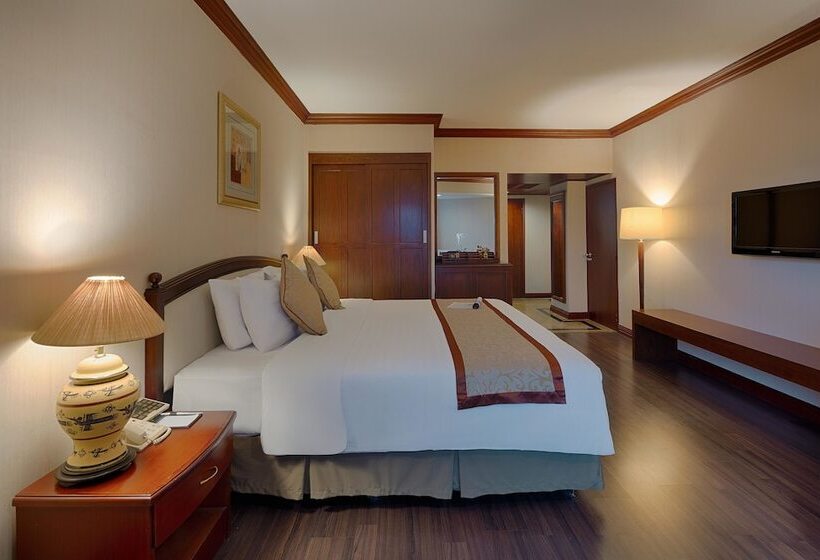 اتاق لوکس با چشم‌انداز دریا, Halong Plaza