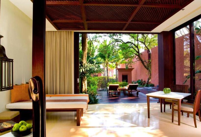 Люкс с Бассейном, Hyatt Regency Hua Hin