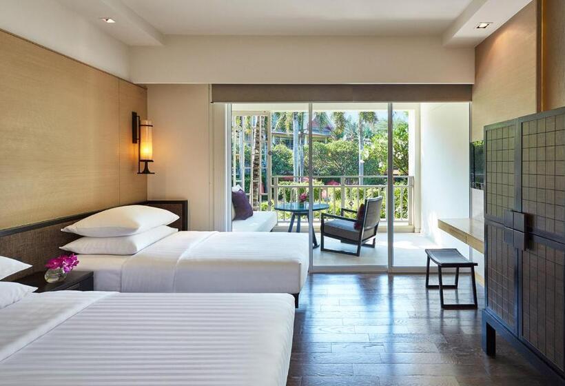 Номер Клуб, Hyatt Regency Hua Hin