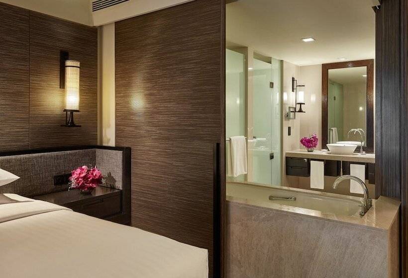 Номер Клуб, Hyatt Regency Hua Hin