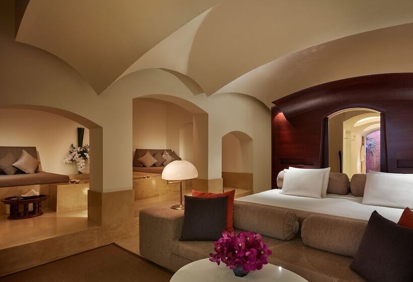 Люкс с Балконом, Hyatt Regency Hua Hin