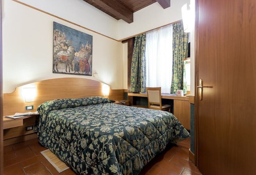 اتاق استاندارد یک نفره, La Terrazza Restaurant & Spa