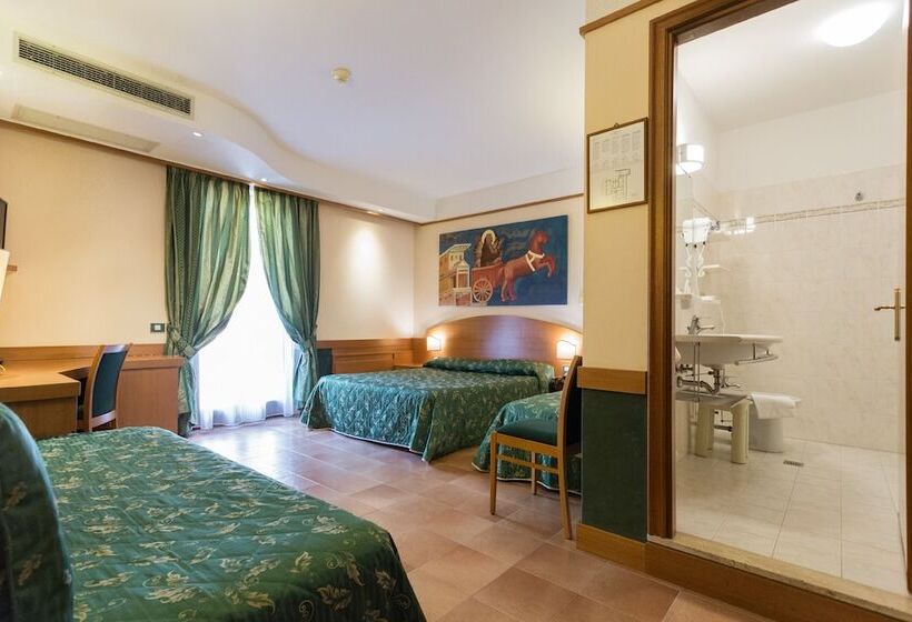 اتاق استاندارد چهار تخته, La Terrazza Restaurant & Spa