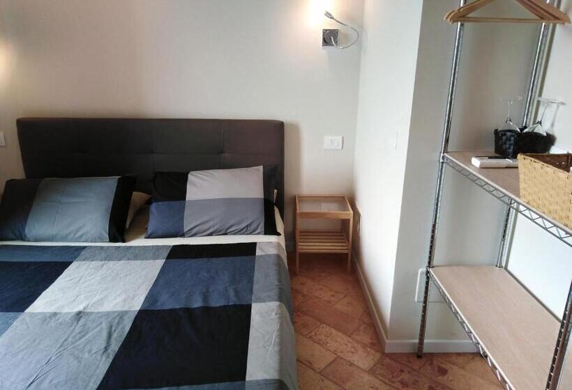 اتاق استاندارد با چشم‌انداز دریاچه, B&b La Forcella