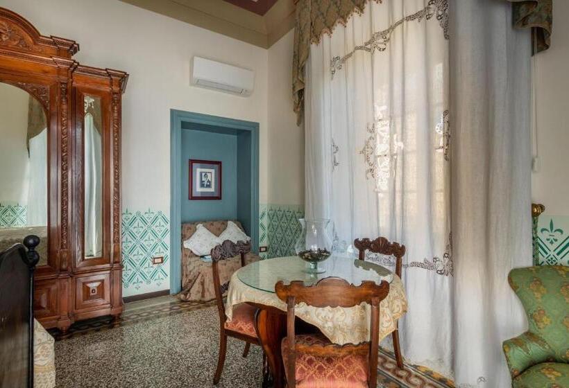 سوییت جونیور با چشم‌انداز دریا, Villa Nicolaci   Liberty Suites