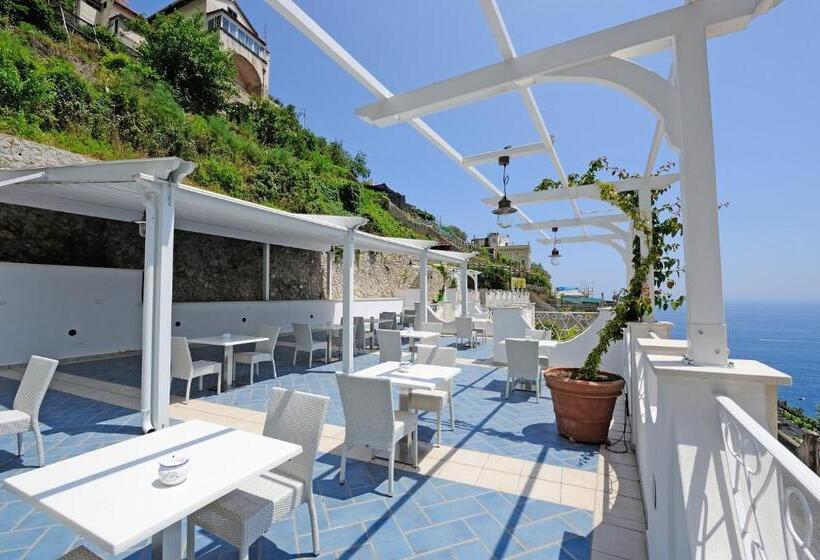 اتاق استاندارد با وان آب گرم, Villa Guarracino Amalfi