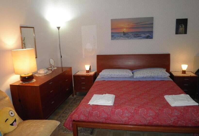 Standard room with outdoor bath, Don Milani