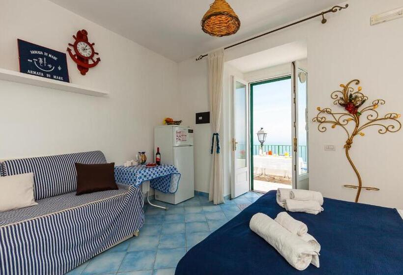 Triple Room Sea View, Residenza Gennaro