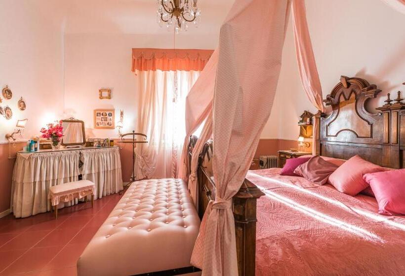 سوئیت 2 خوابه, Villa Mariella Pittorino   Camere In B&b