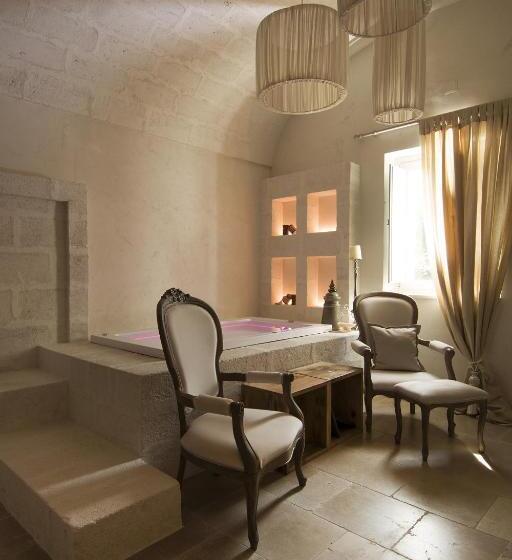 سوئیت جونیور با ماساژ آبی, Masseria San Francesco