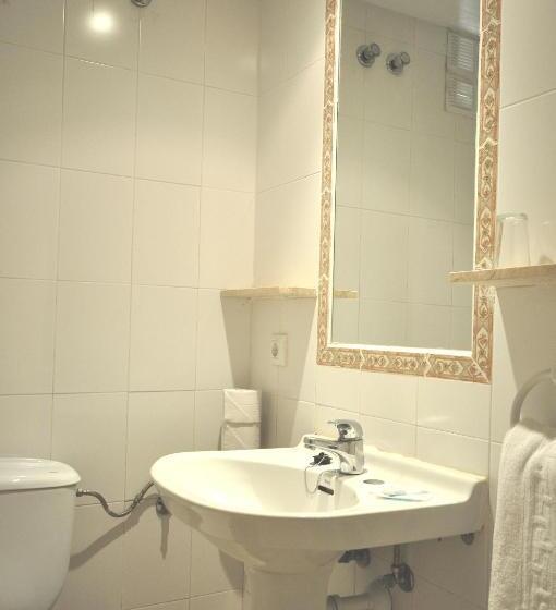 اتاق استاندارد یک نفره, Houm Nets  Adults Only